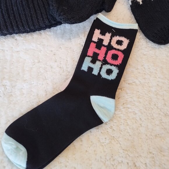 Mixit Hat & Mittens Set with Free Gift! - Picture 4 of 5